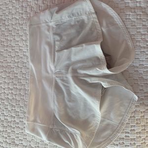 *offers accepted* white lulus size 2 nwot